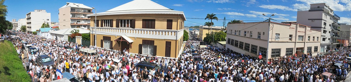 05- Manifestation pour la paix a Noumea.jpg